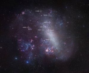 Foto ini menunjukkan Large Magellanic Cloud Foto ini menunjukkan Large Magellanic Cloud